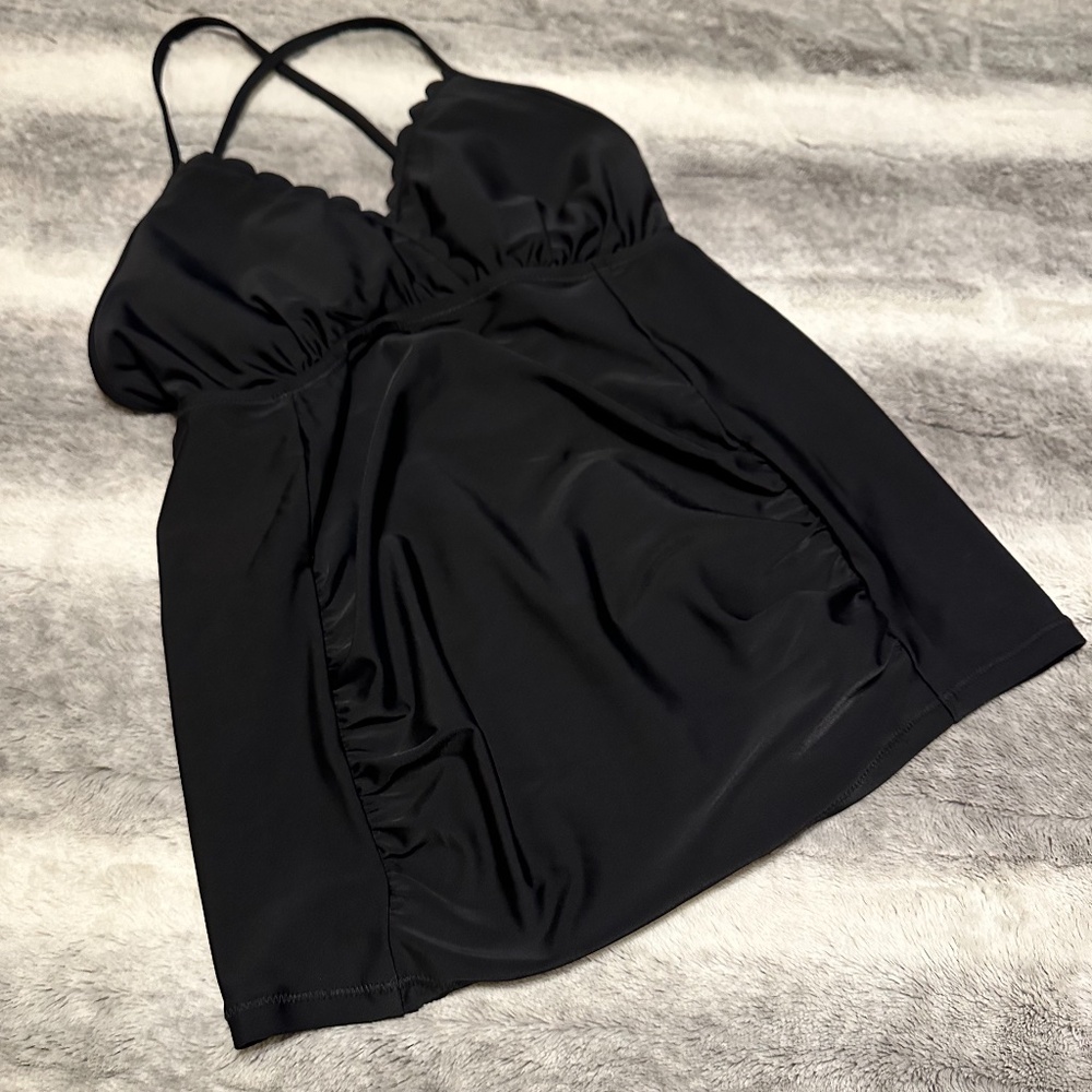 Motherhood Maternity Beach Bump Black  Swim Top Size XSmall NWT